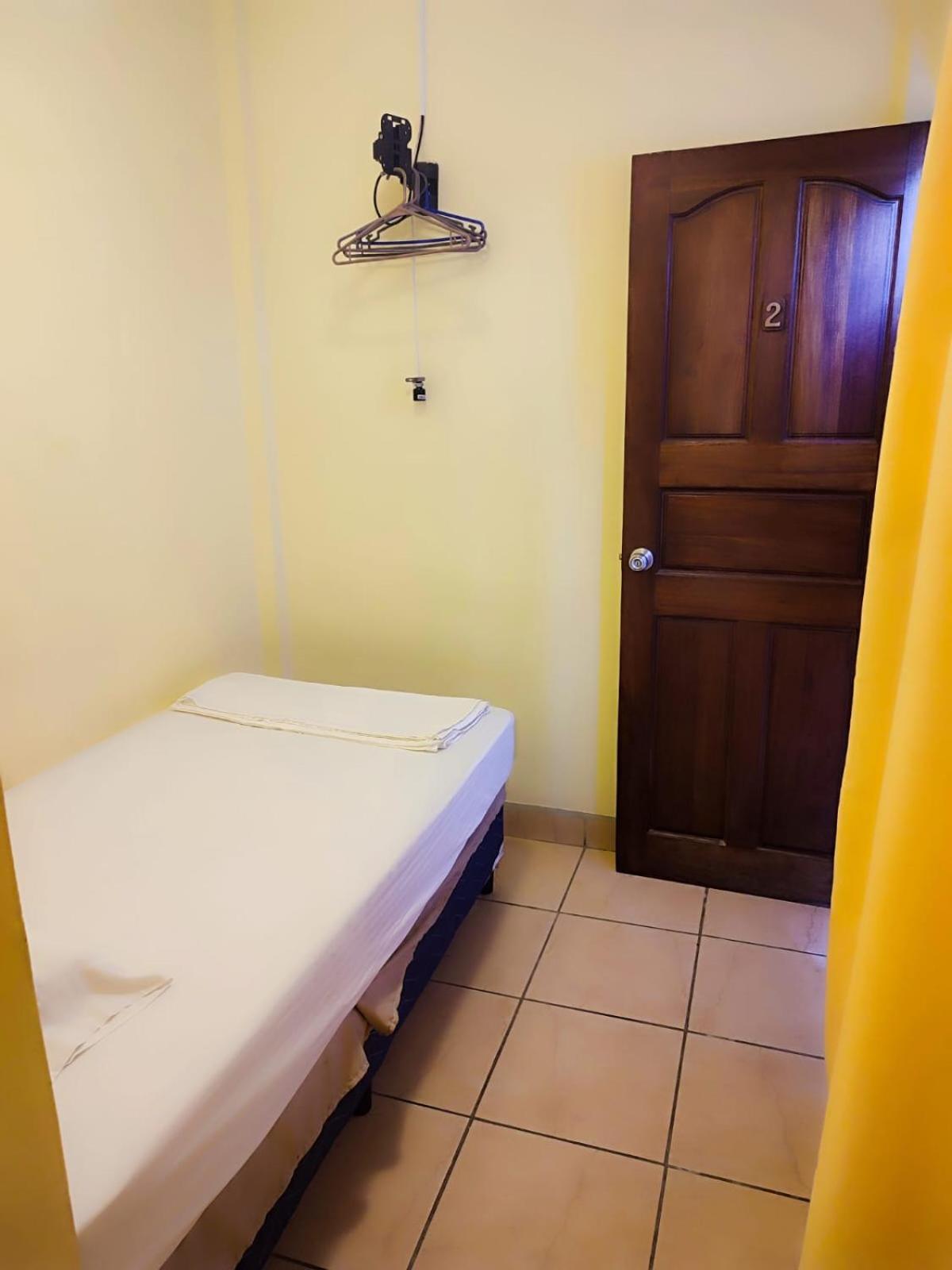 Hostel Tropical And Coworking サン・フアン・デル・スル エクステリア 写真